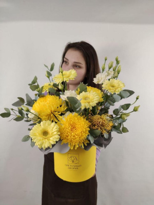 Композиция Жёлтый всплеск с хризантемой Арт 15055Дв